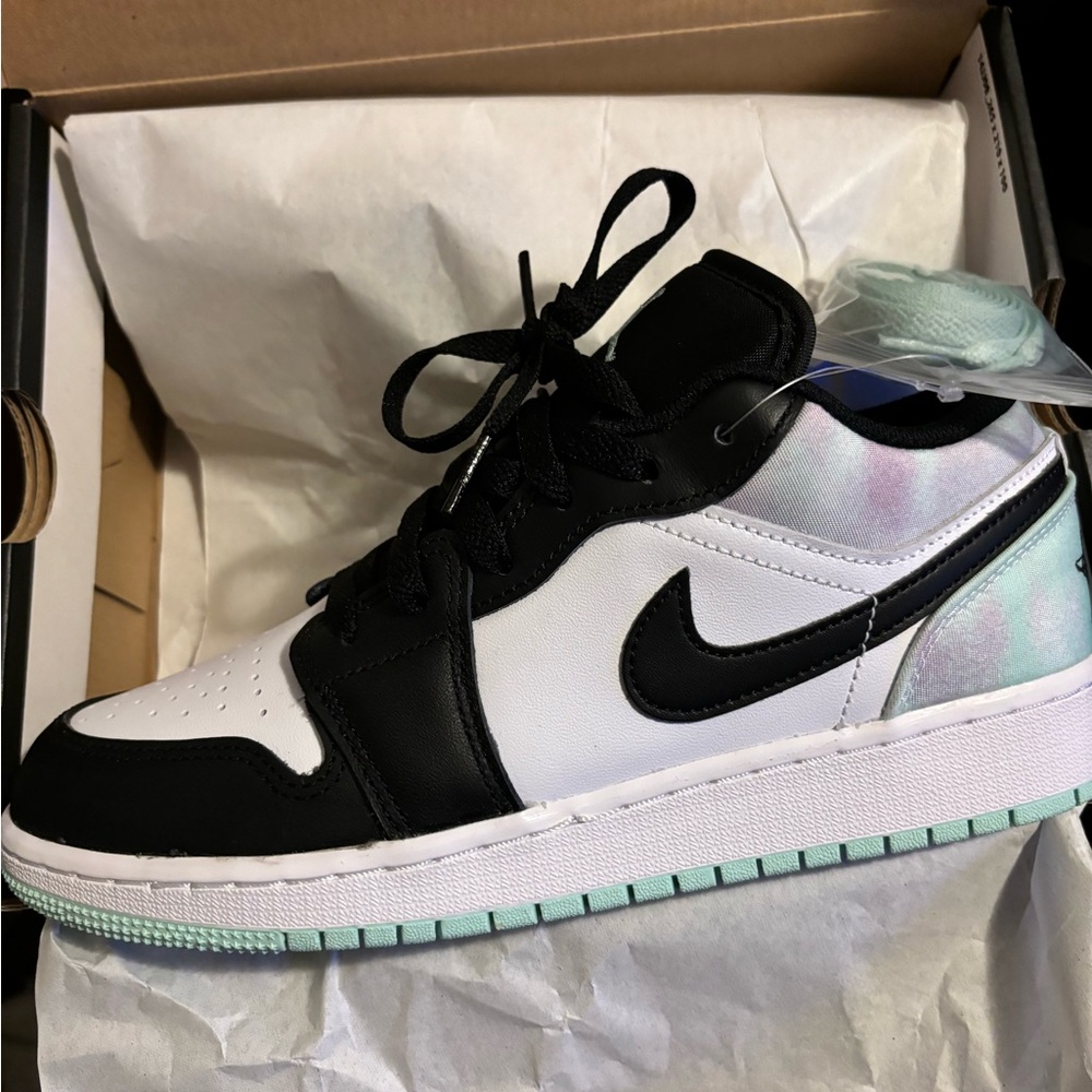 Air Jordan 1 Low